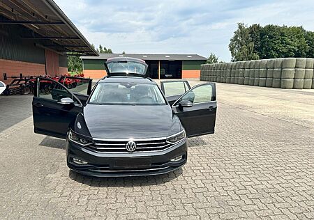 VW Passat Variant Volkswagen 2.0 TDI SCR 140kW DSG Busines...