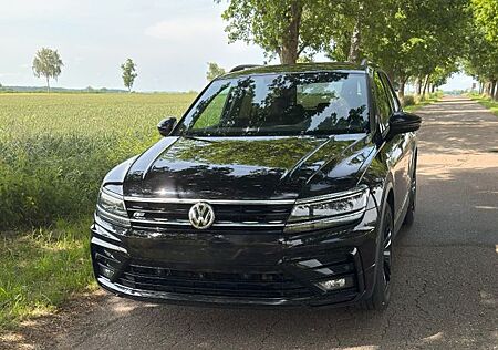 VW Tiguan Volkswagen 2.0 TDI R-Line Black Style
