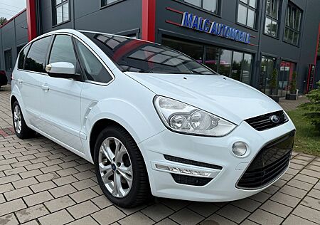 Ford S-Max Titanium