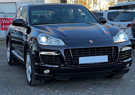 Porsche Cayenne Turbo Autom. Leder BOSE Motor Geräusche