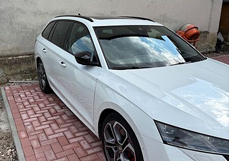 Skoda Octavia 2.0 TSI DSG RS COMBI RS