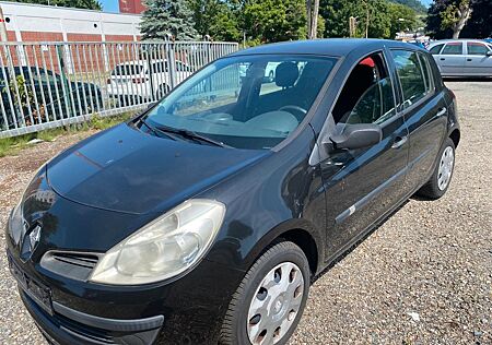Renault Clio by RIP CURL 1.2 16V TCE Eco2