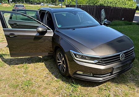 VW Passat Volkswagen 1.4 TSI DSG 118kW Highline BMotion Te...