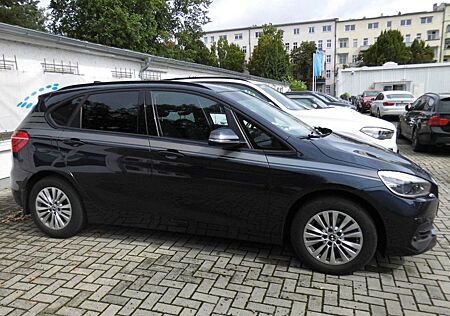 BMW 220dA Active Tourer Advantage Navi Parkass. LED