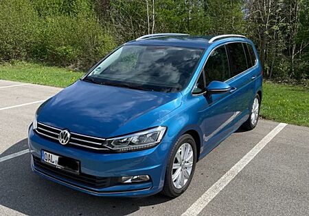 VW Touran Volkswagen 2.0 TDI SCR DSG Highline Highline
