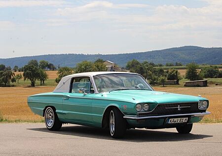 Ford Thunderbird