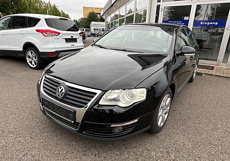 VW Passat Volkswagen 1.6 FSI Sportline*Klimaatom.*Sitzhzg.*ZV