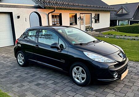 Peugeot 207 75 -1.4-Neu TÜV und Inspektion