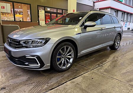 VW Passat Variant Volkswagen GTE PANORAMA-ACC-AUTOMATIK-1.HAND