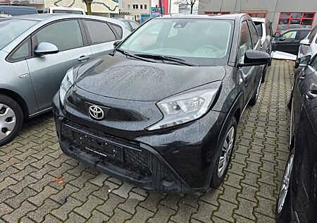 Toyota Aygo (X) Aygo (X) 1.0-l-VVT-i Play Play