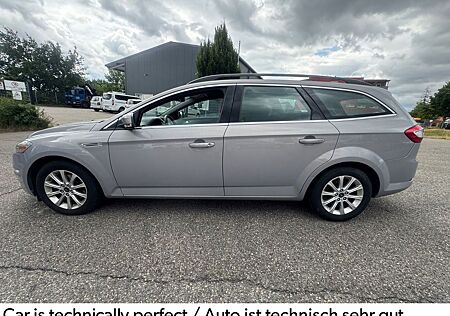 Ford Mondeo Turnier 2,0 TDCi~Titanium~Teilleder~Navi