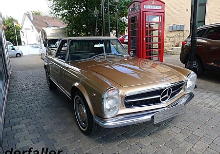 Mercedes-Benz 230 SL Pagode/5-Gang-Schaltgetriebe/beide Dächer