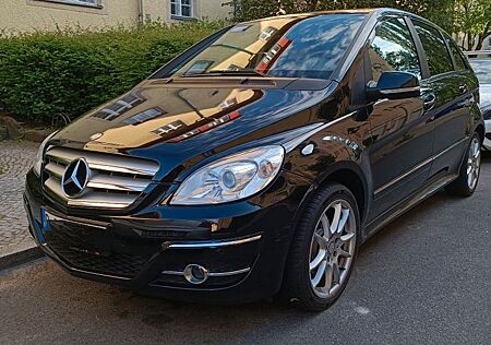 Mercedes-Benz B 180 Autotronic -