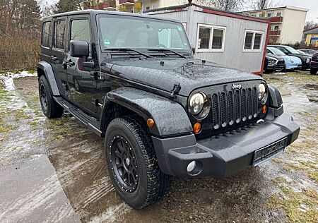 Jeep Wrangler / Unlimited Sahara-Camping