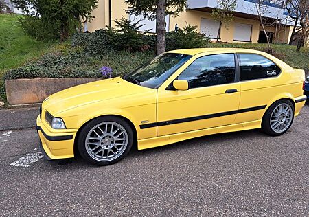 BMW 316i E36 Compact M Paket Dakargelb