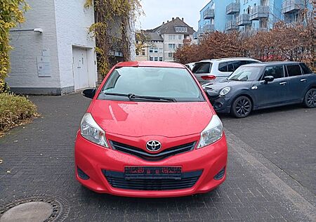 Toyota Yaris 1,0-l-Dual-VVT-i Life