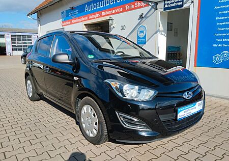 Hyundai i20 TÜV-AU 01-2027