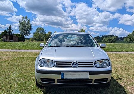 VW Golf Volkswagen IV 1.6 - TÜV NEU
