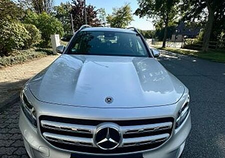 Mercedes-Benz GLB 180 d DCT -