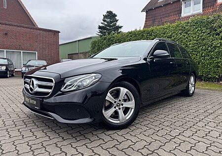 Mercedes-Benz E 200 E 200T 9G-TRONIC AVANTGARDE Ambiente-Beleuchtung