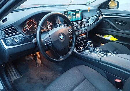 BMW 525d -