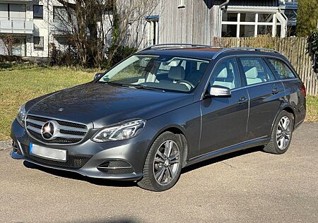 Mercedes-Benz E 200 AVANTGARDE*FACELIFT*LED*AHK*