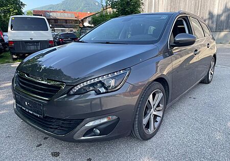Peugeot 308 SW Allure 1,6 HDI EU6 NAVI Automatik Kamera