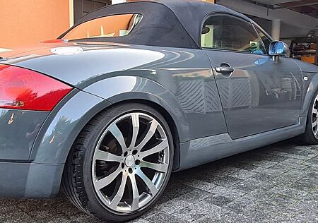 Audi TT Roadster 1.8T, Nimbusgrau! HU neu! 18" Alu!