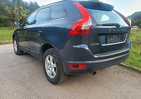 Volvo XC 60 XC60 2.4D DRIVe Momentum Momentum