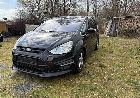 Ford S-Max 2,2 TDCi 147kW DPF Titanium S Titanium S