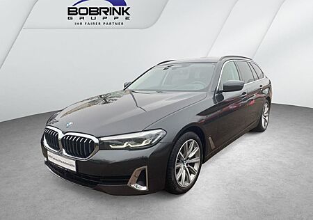 BMW 520 d xDrive Touring Luxury Line Navi AHK Head-U