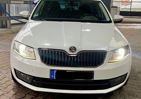 Skoda Octavia 2.0 TDI Green tec Elegance Combi Ele...