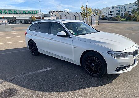 BMW 330d xDrive Touring Luxury Line, exklusiv