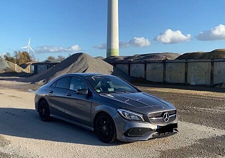 Mercedes-Benz CLA 180 -AMG LINE