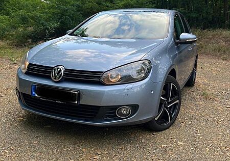 VW Golf Volkswagen 1.4 TSI 90 kW Team