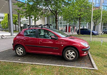 Peugeot 206 | 1.6 Platinum 110 | Klimaautomatik