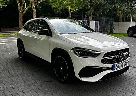 Mercedes-Benz 200