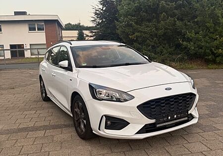 Ford Focus Turnier ST-Line