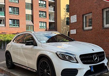 Mercedes-Benz GLA 220 d DCT -