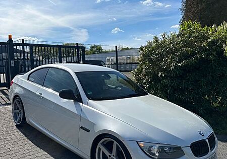 BMW 325D E92 Coupé LCI Facelift Top Zustand