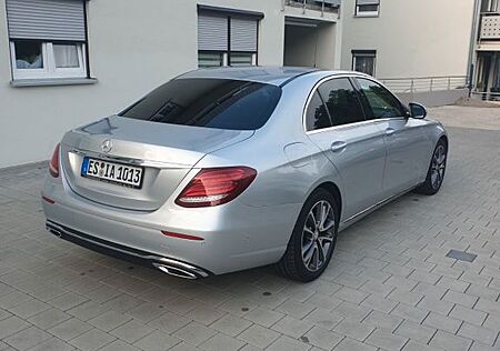 Mercedes-Benz E 200 E 200d AVANTGARDE Autom. AVANTGARDE