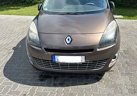 Renault Grand Scenic Luxe ENERGY dCi 130 Start&Stop ...