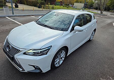 Lexus CT 200h 200h -