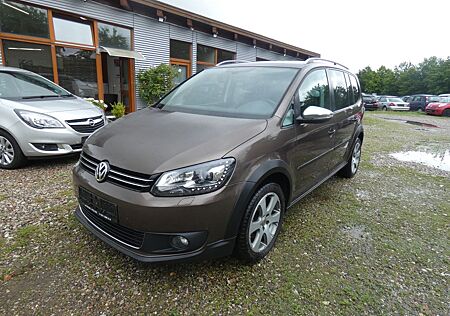 VW Touran Volkswagen CrossTouran