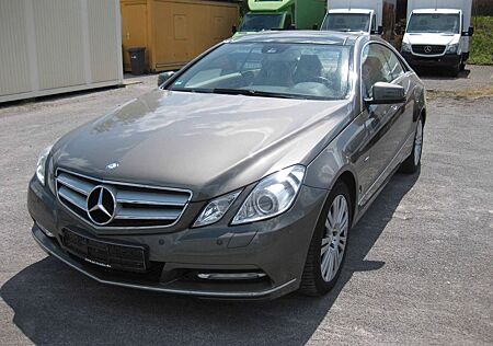 Mercedes-Benz E 350 E -Klasse Coupe CGI BlueEfficiency