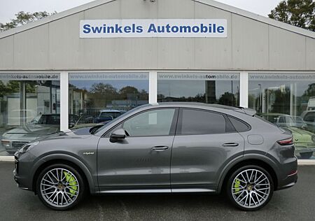 Porsche Cayenne Coupe Turbo S E-Hybrid