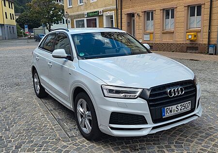 Audi Q3 1.4 TFSI S-LINE, Autom. AHK