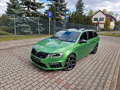 Skoda Octavia Combi RS 60 4x4 Panorama ACC VOLL VOLL