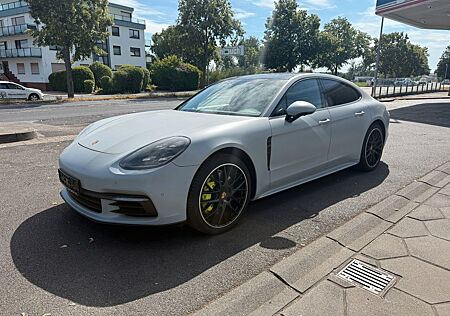 Porsche Panamera 4 E-Hybrid - inkl. MwSt.