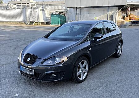 Seat Leon 1.6 TDi |7G-DSG | TÜV & Zahnriemen neu